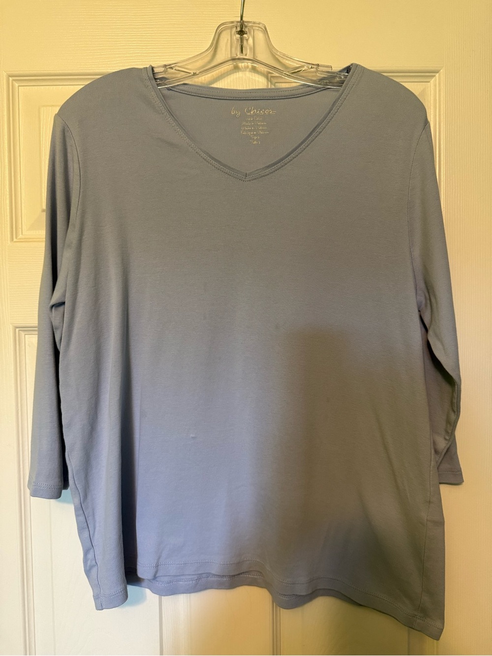 Chico's Light Blue V-Neck Long Sleeve Tee